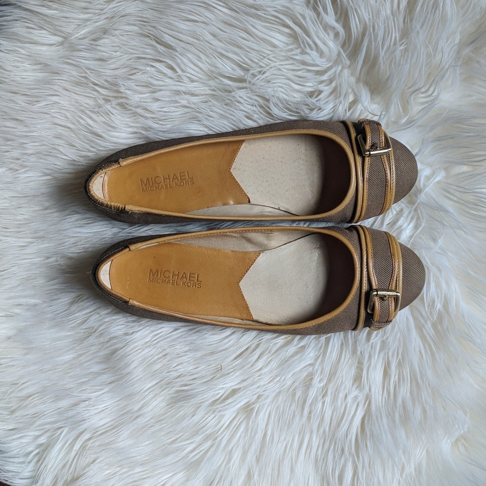 Michael Kors flats